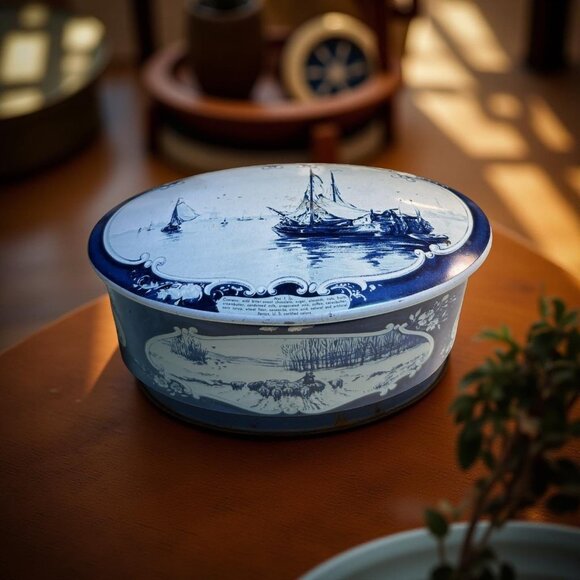 Dutch Droste Cacao Tin – Blue & White Oval Tin with Sailboats, Pastoral Scenes | - Picture 3 of 6
